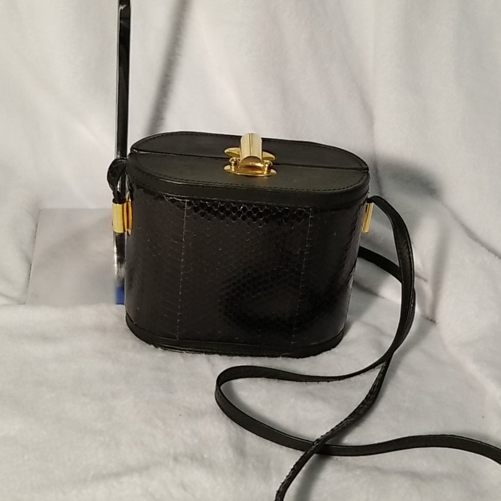 Vintage black leather purse